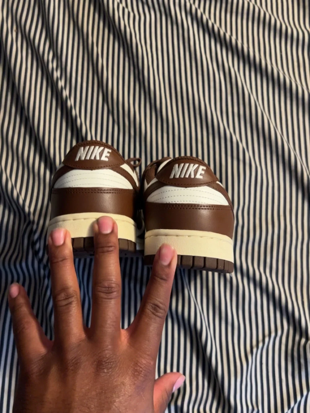 Nike Men’s Low Top Sneakers - Brown & White